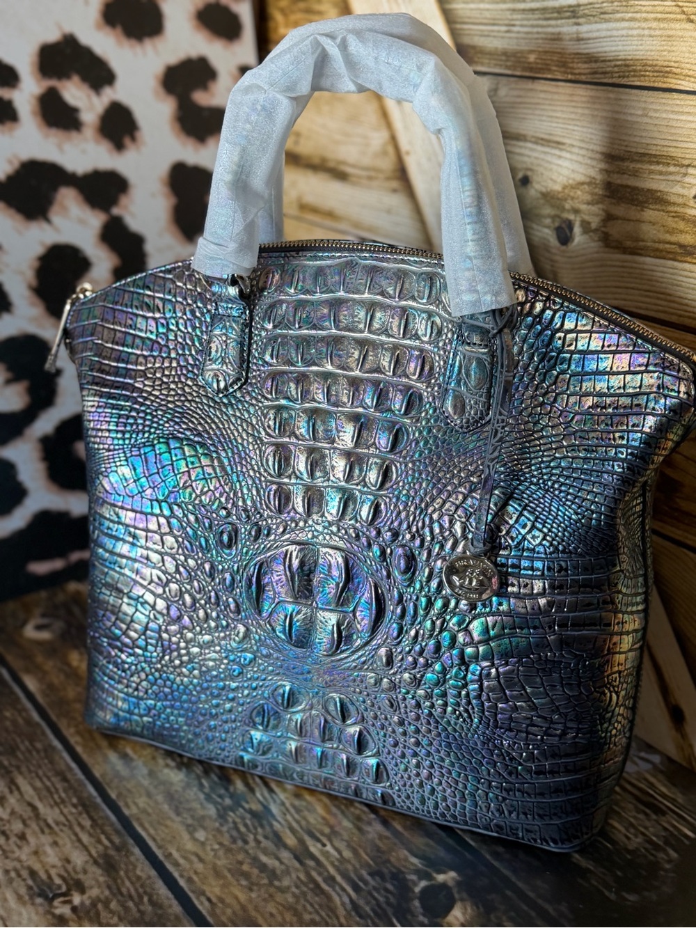 FIRM >>> Perfect EYE BRAHMIN LARGE DUXBURY MOTHER OF PEARL IRIDESCENT HTF